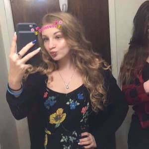 Meet your Posher, Rissa